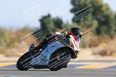 media/Jan-14-2024-SoCal Trackdays (Sun) [[2e55ec21a6]]/Turn 7 (140pm)/